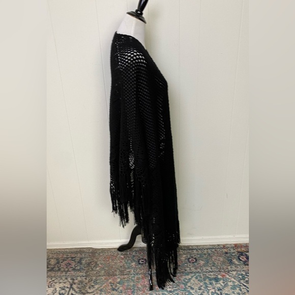Handmade Shawl Black Crochet Wrap Fringe Chunky Boho Hippie Festival Cottagecore - Picture 4 of 10